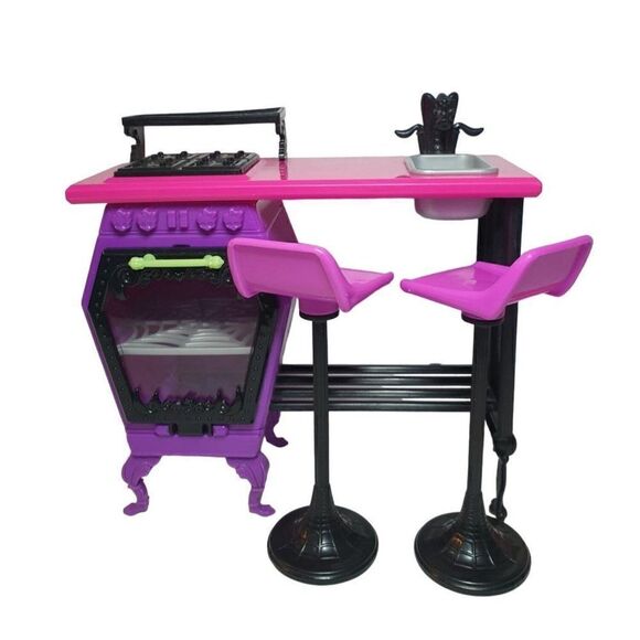 Monster High Robecca Steam Fashion Doll & Ick Coffin Kitchen Stove Chairs Bundle - Picture 3 of 8
